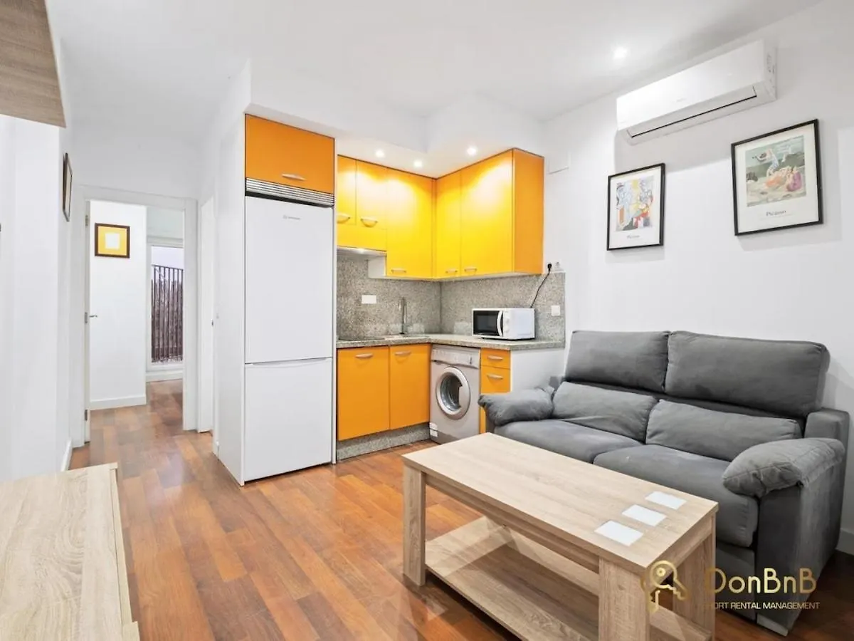 Malaga Cozy Flat In The Center contacts